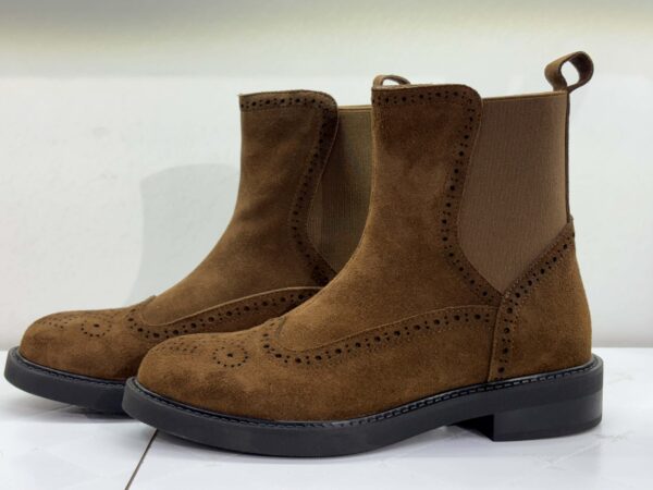 Түрүйтэй элгэн гутал